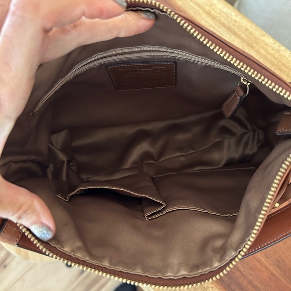 Coach leather shoulder bag - Picture 4 of 9